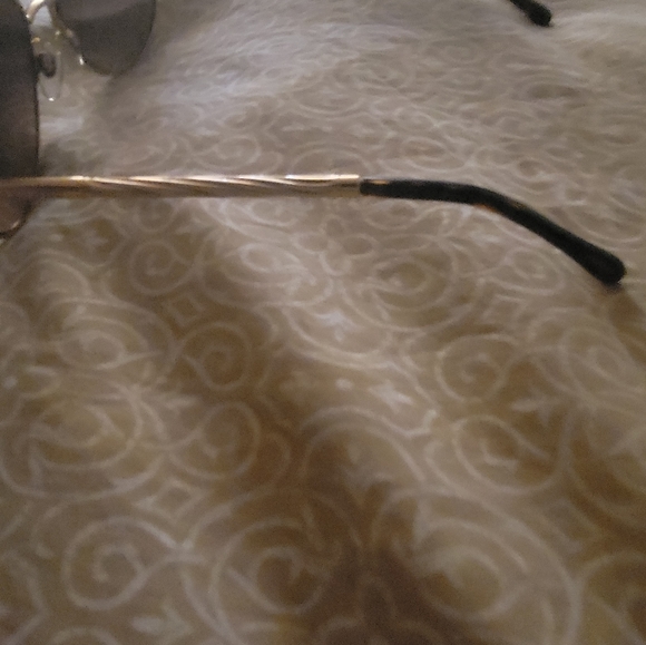 Burberry unisex sunglasses NWOT Brown/Tan - Picture 13 of 16